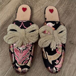 Gucci Iridescent Brocade Pearl Bow Womens Princetown Slippers